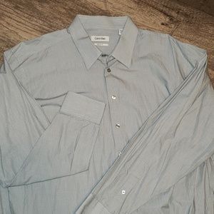 Light grey Calvin Klein Long Sleeve B27